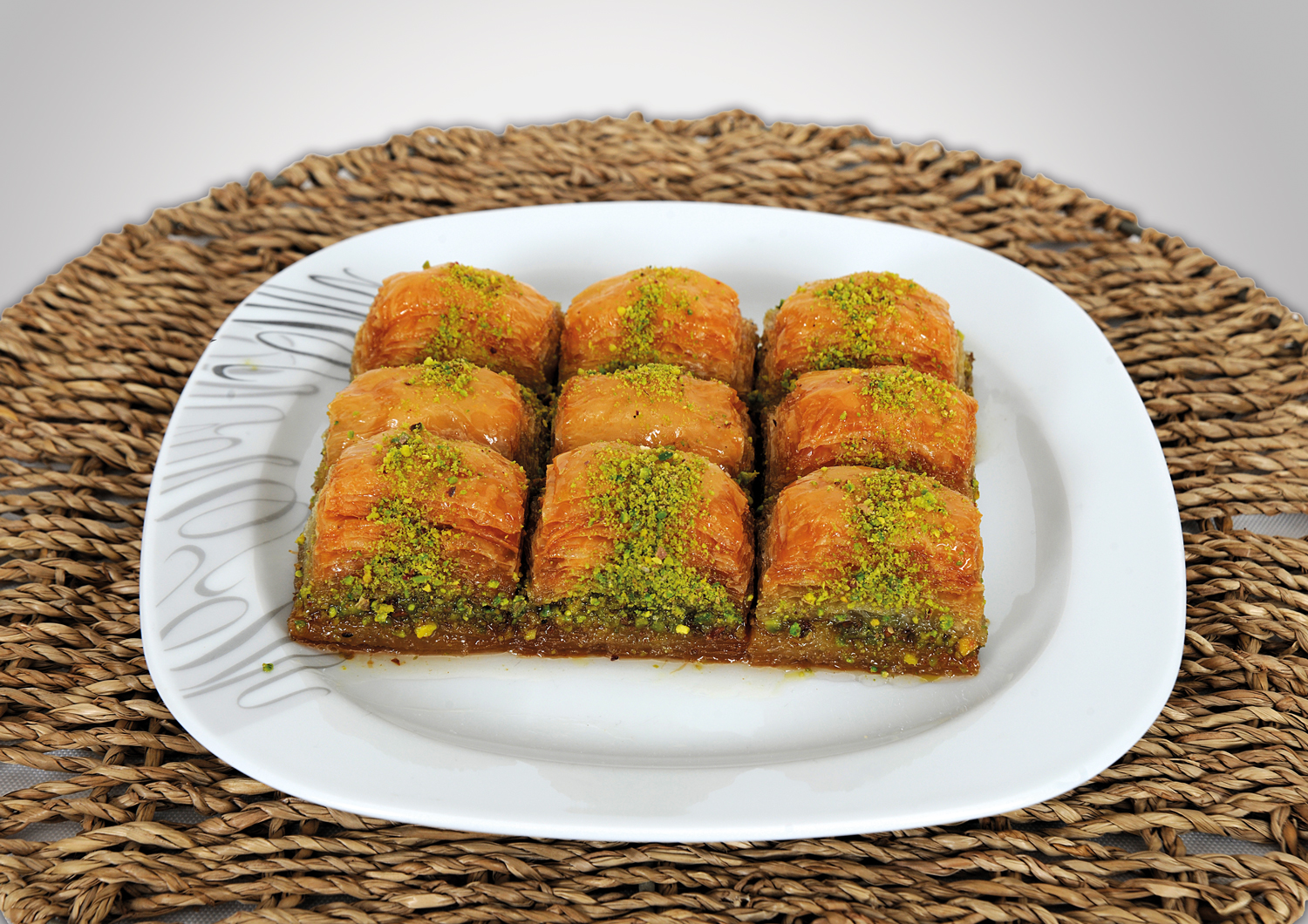 fistikli-baklava.jpg