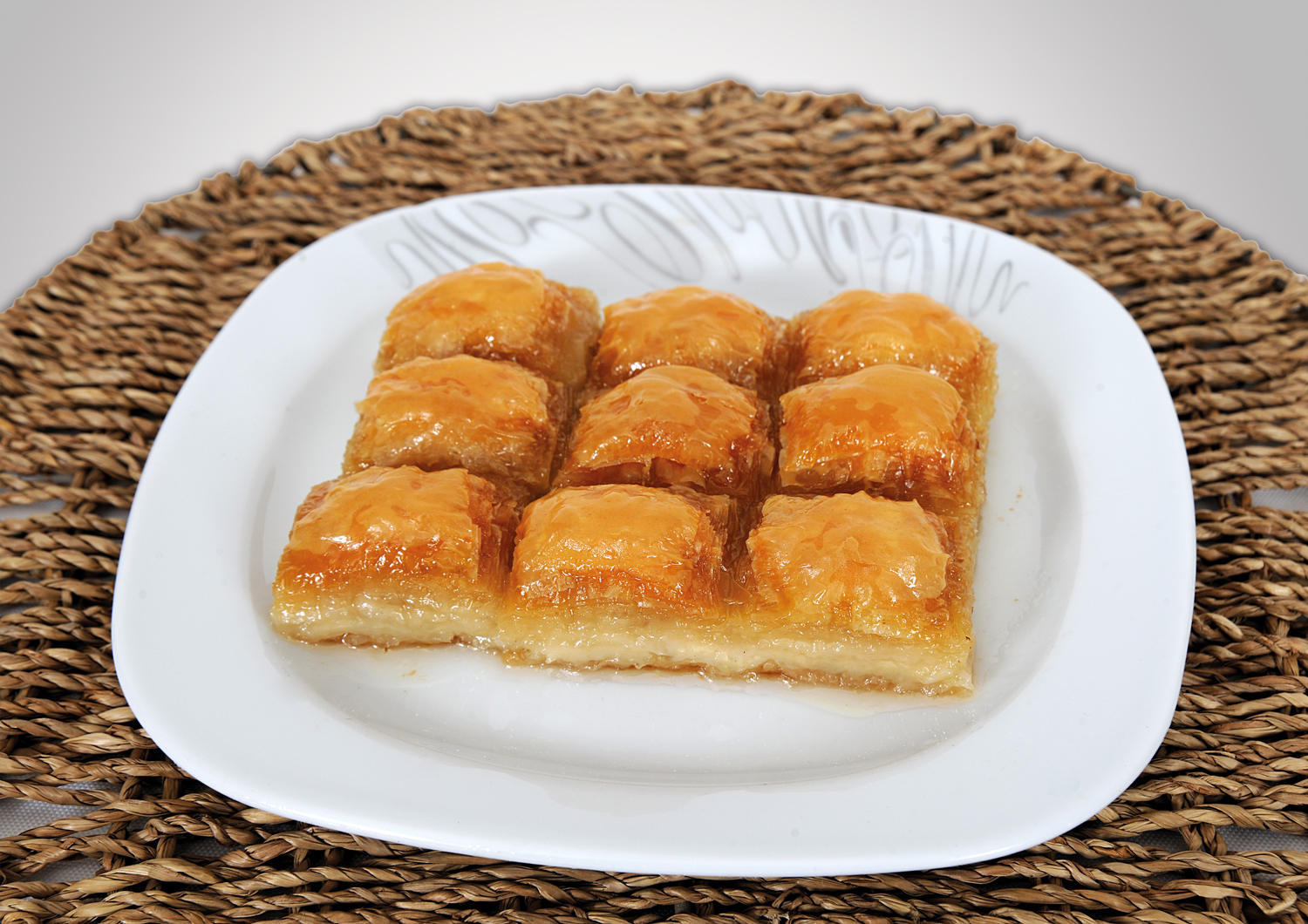 kaymakli-baklava.jpg